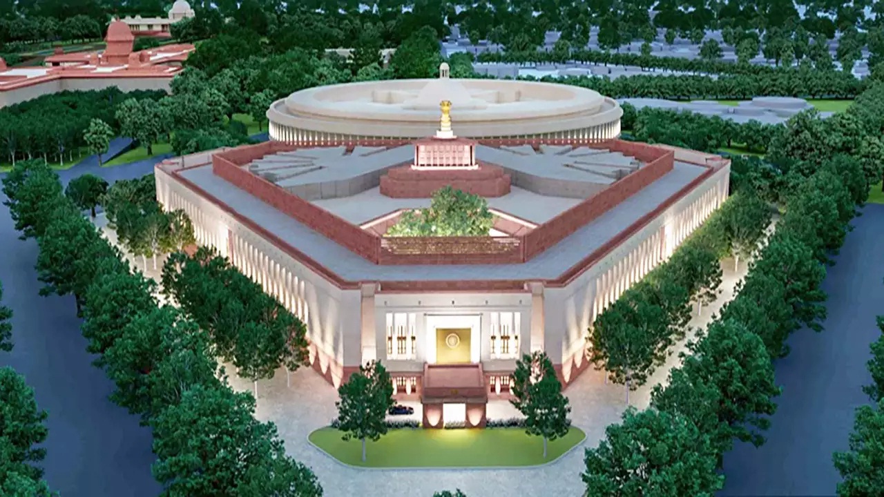 New Delhi: नयी संसदीय यात्रा के दौरान उन्नत और आदर्श मूल्यों को अपनाया जाये